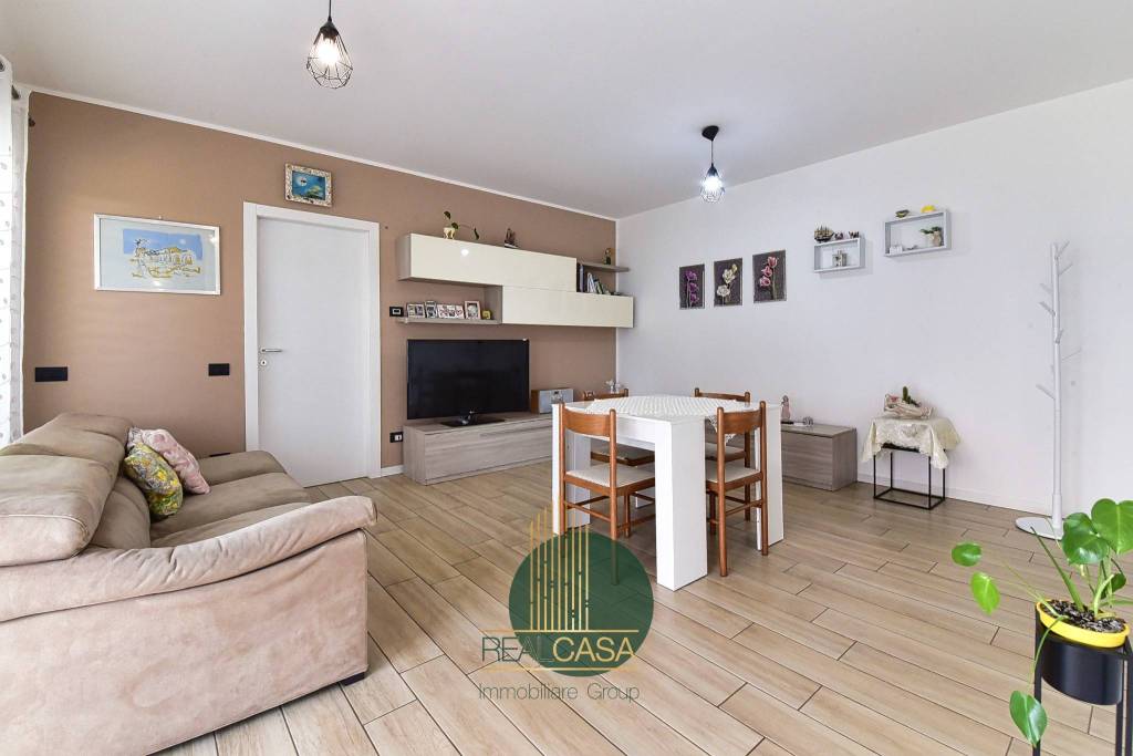 appartamento in vendita a Mozzate