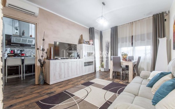 appartamento in vendita a Mozzate