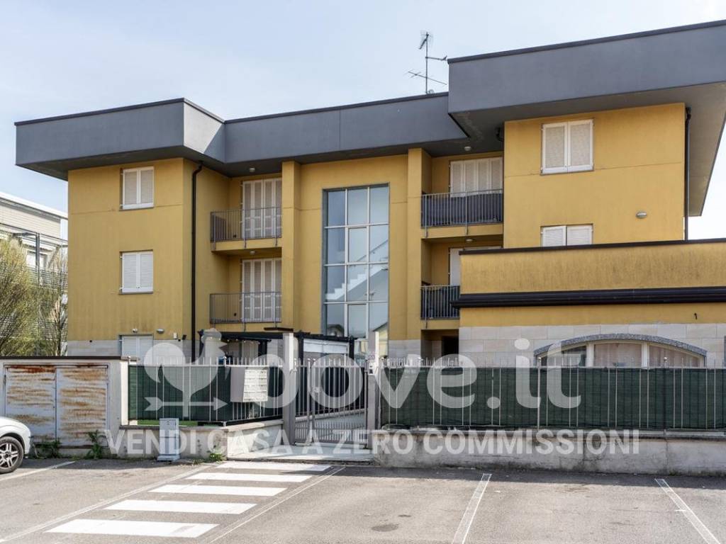 appartamento in vendita a Mozzate