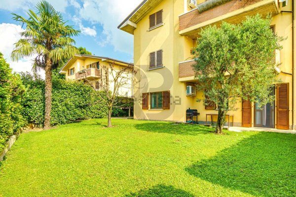 appartamento in vendita a Mozzate