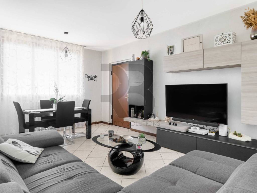 appartamento in vendita a Mozzate