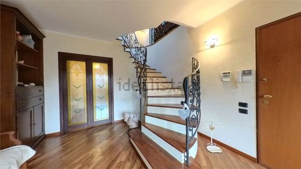 appartamento in vendita a Mozzate