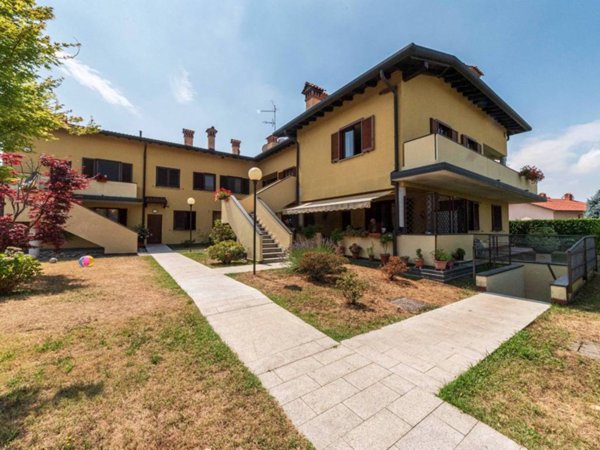 appartamento in vendita a Mozzate