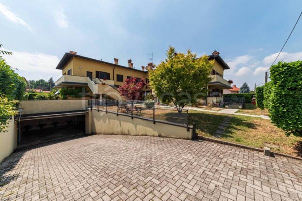 appartamento in vendita a Mozzate
