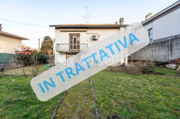 casa indipendente in vendita a Mozzate