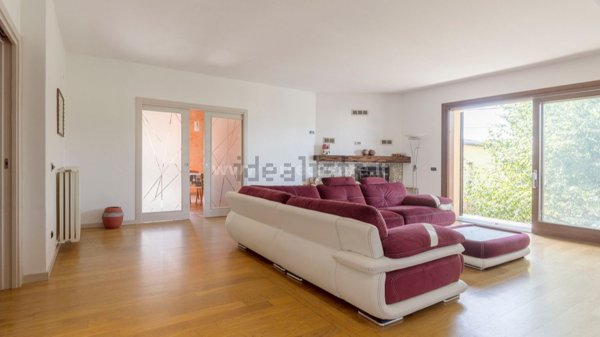 casa indipendente in vendita a Mozzate