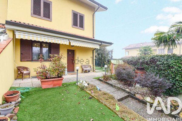 pentavano in vendita a Mozzate