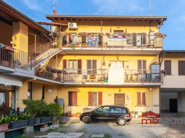 appartamento in vendita a Mozzate