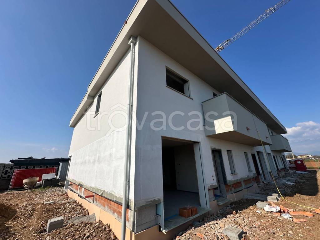 casa indipendente in vendita a Mozzate