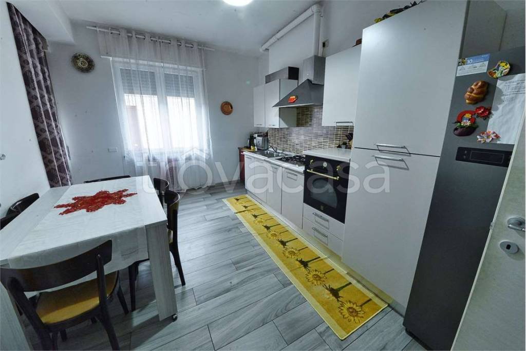 appartamento in vendita a Mozzate