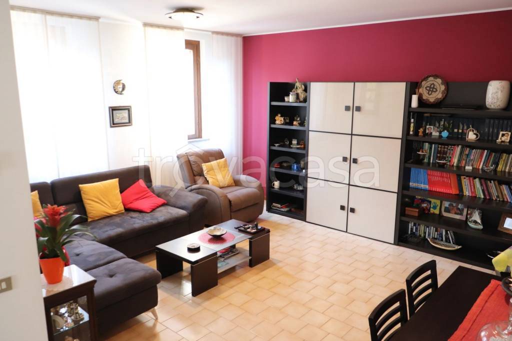 appartamento in vendita a Mozzate