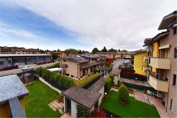 appartamento in vendita a Mozzate