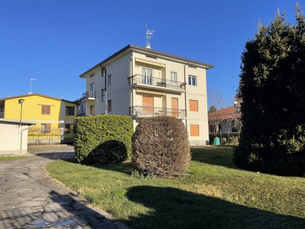 appartamento in vendita a Mozzate
