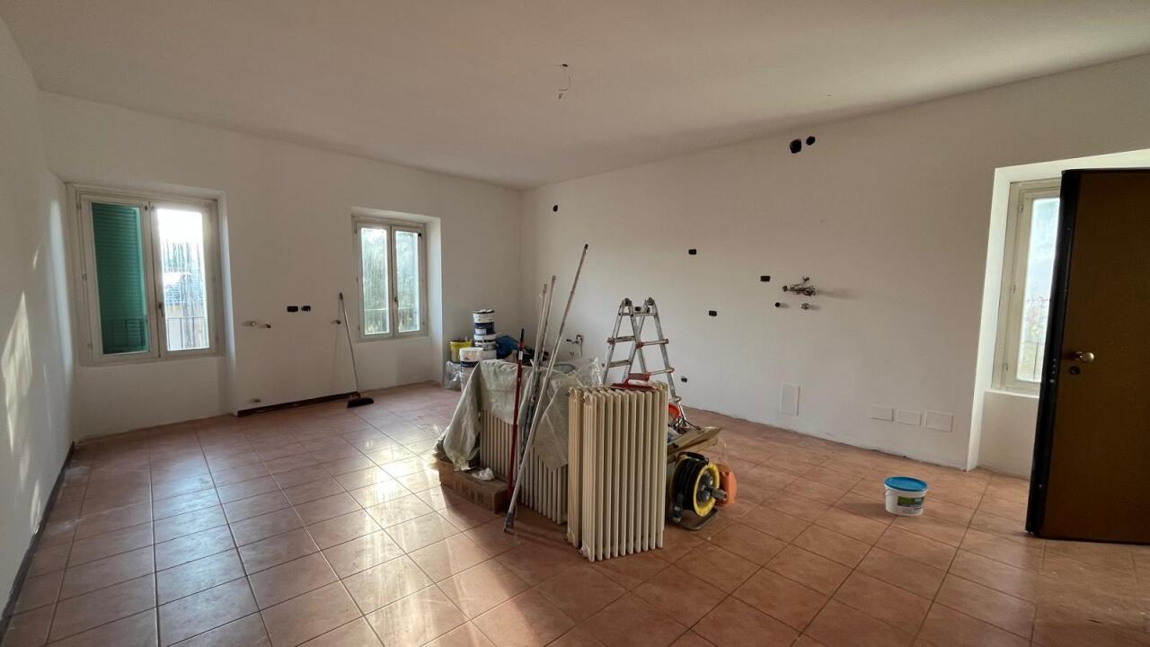 appartamento in vendita a Mozzate in zona Santa Maria Solaro