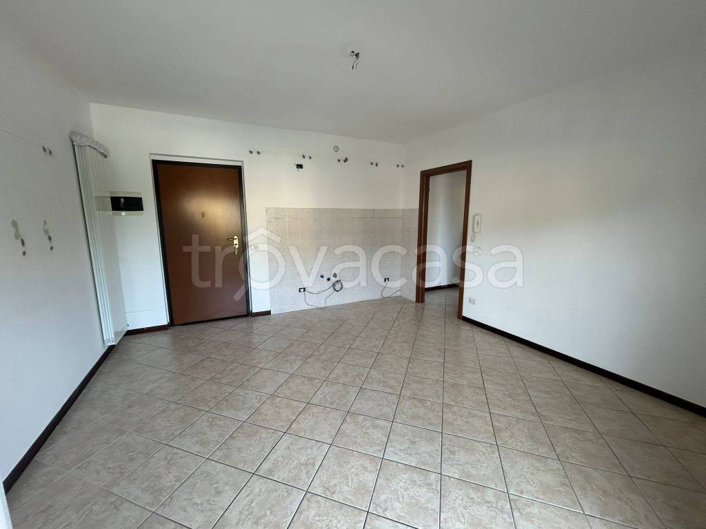 appartamento in vendita a Mozzate in zona Santa Maria Solaro