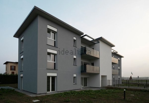 appartamento in vendita a Mozzate in zona Santa Maria Solaro