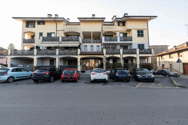 appartamento in vendita a Mozzate in zona Santa Maria Solaro