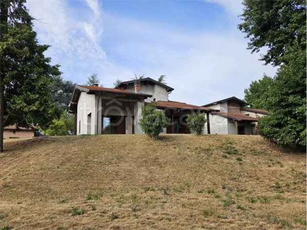 casa indipendente in vendita a Mozzate in zona Santa Maria Solaro