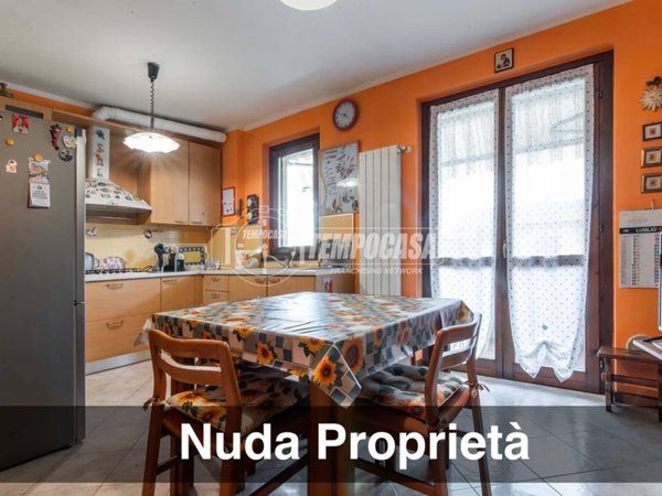 appartamento in vendita a Mozzate in zona Santa Maria Solaro