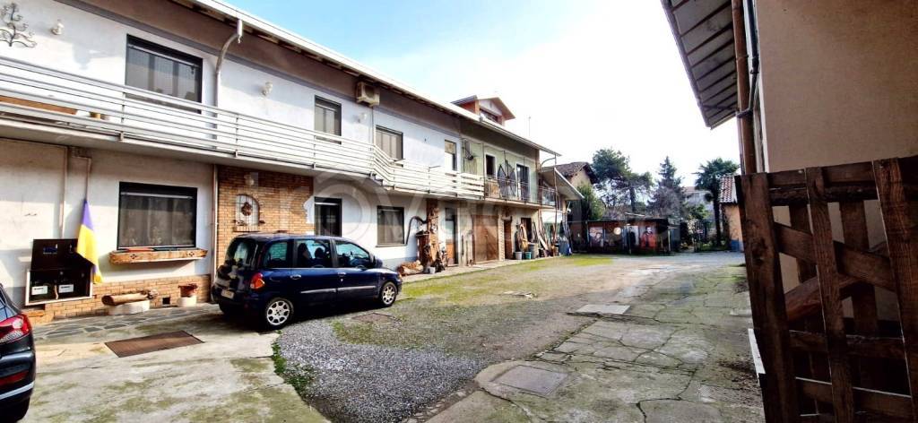 appartamento in vendita a Mozzate in zona Santa Maria Solaro