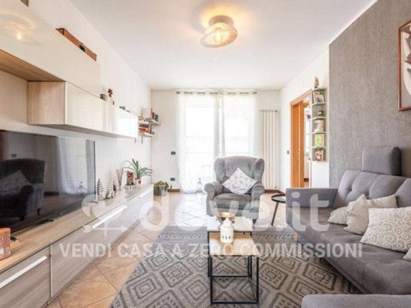 appartamento in vendita a Mozzate in zona Santa Maria Solaro