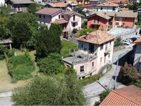 casa indipendente in vendita a Musso