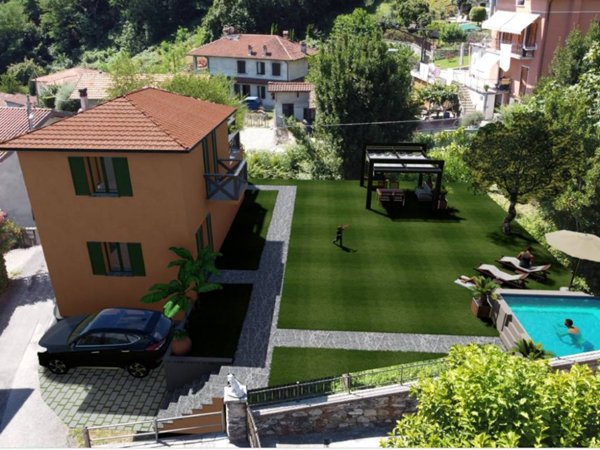 casa indipendente in vendita a Musso