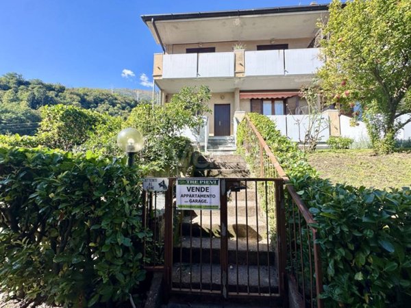 appartamento in vendita a Musso in zona Campaccio