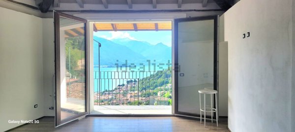 appartamento in vendita a Musso