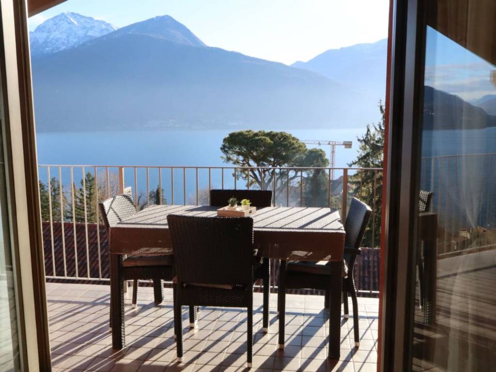 appartamento in vendita a Musso