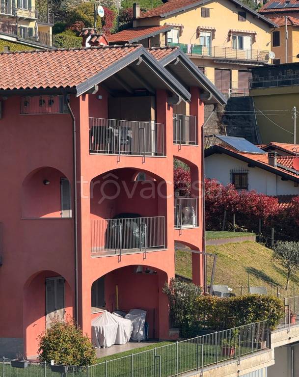 appartamento in vendita a Musso