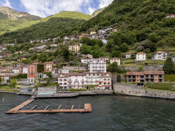 appartamento in vendita a Musso in zona Genico