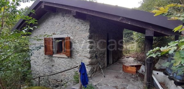 casale in vendita a Nesso