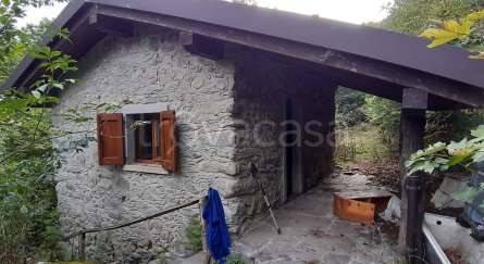 casa indipendente in vendita a Nesso
