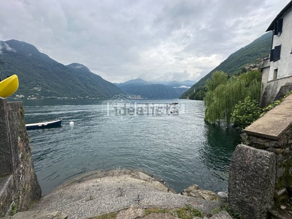 appartamento in vendita a Nesso