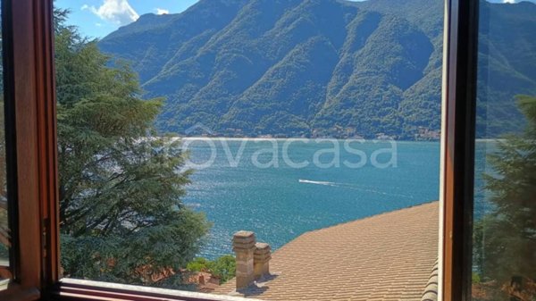 casa indipendente in vendita a Nesso