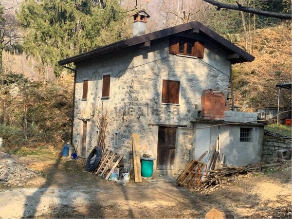 appartamento in vendita a Nesso