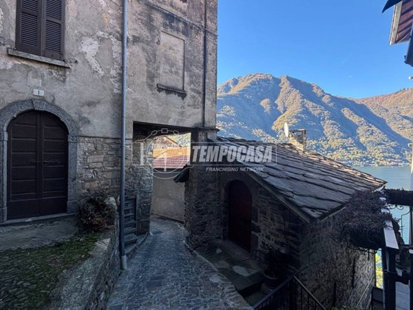 appartamento in vendita a Nesso