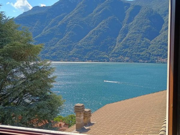 casa indipendente in vendita a Nesso