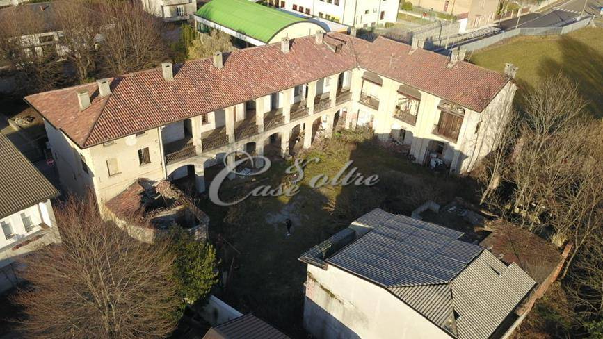 casale in vendita a Novedrate