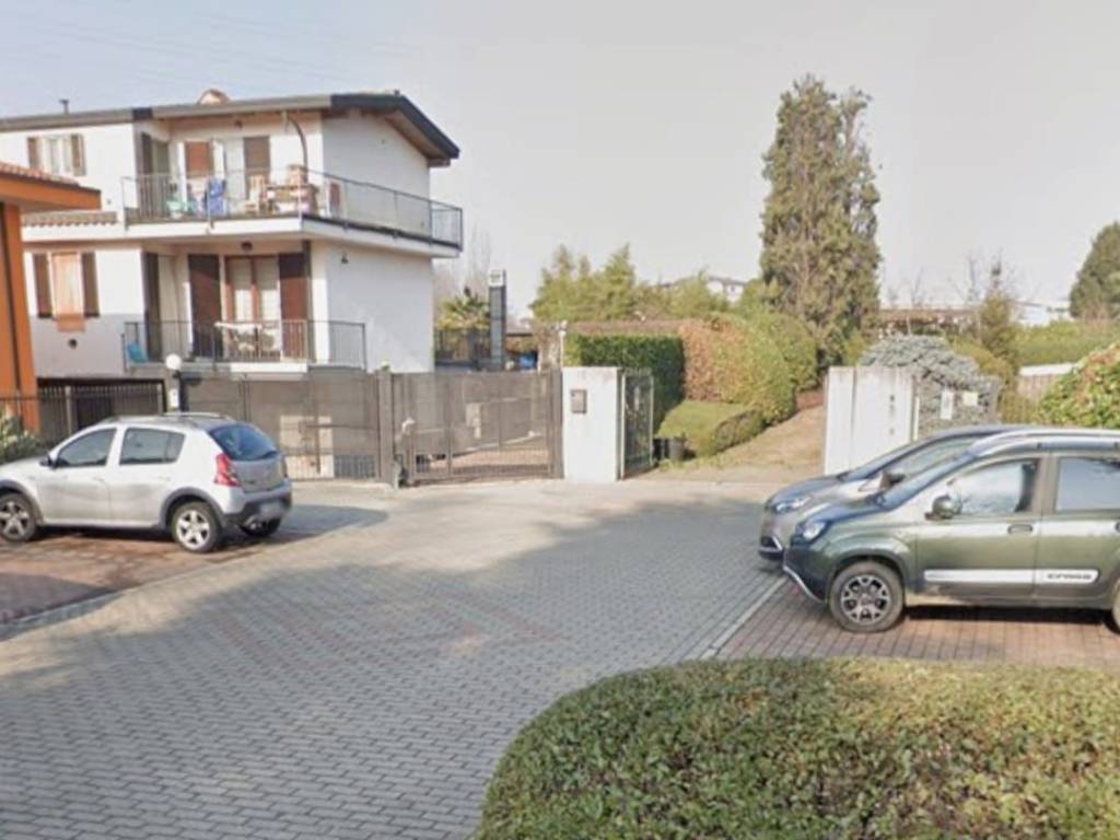 casa indipendente in vendita a Novedrate
