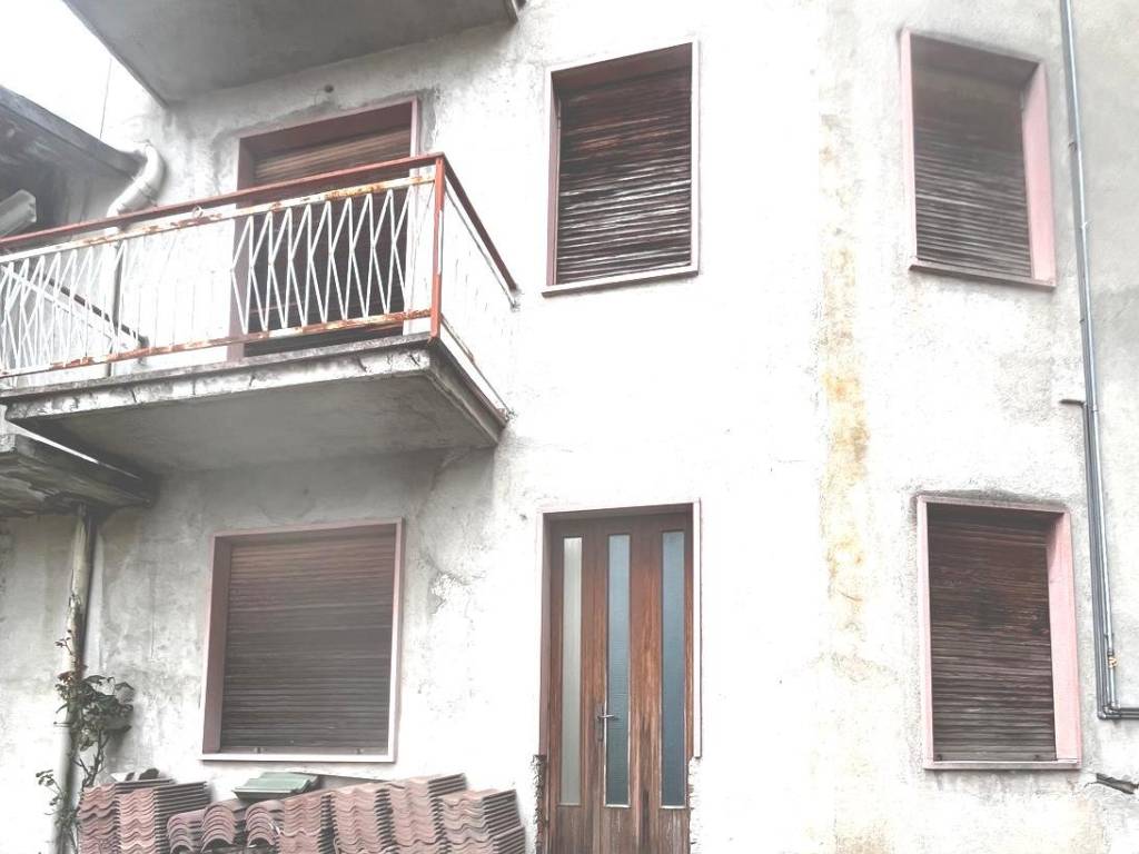 casa indipendente in vendita a Novedrate