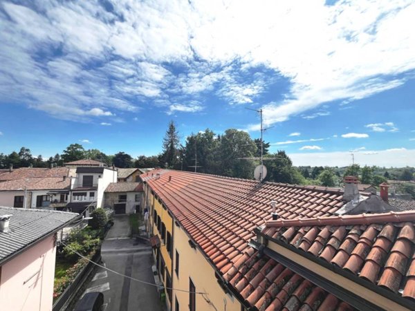 casa indipendente in vendita a Novedrate