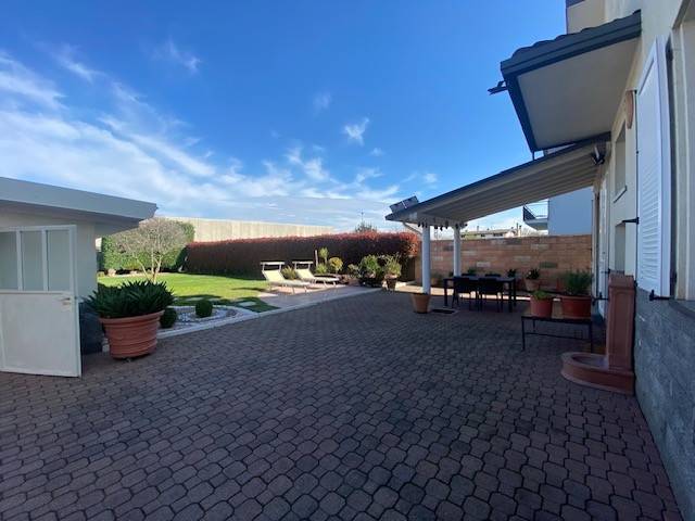 casa indipendente in vendita a Novedrate