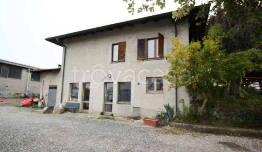 appartamento in vendita a Novedrate in zona Villaggio San Giuseppe
