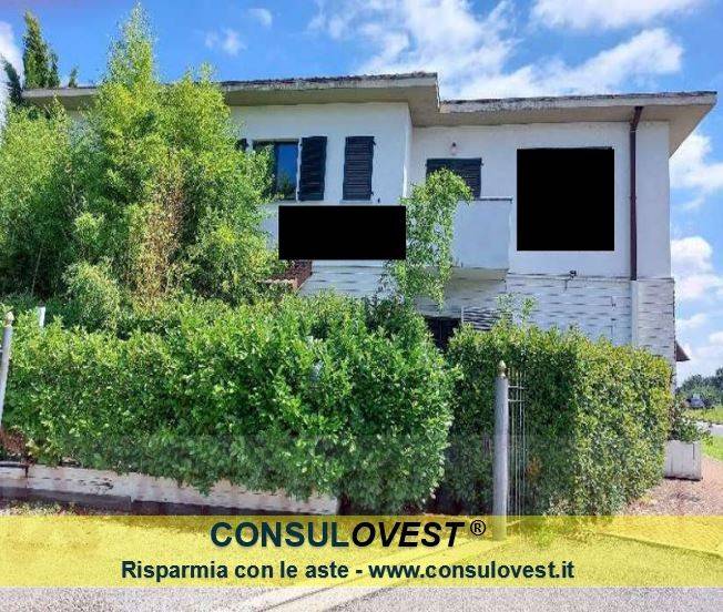 appartamento in vendita a Novedrate in zona Villaggio San Giuseppe