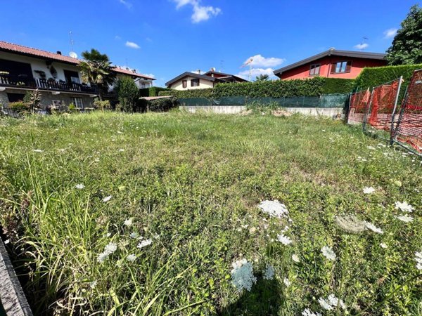 terreno agricolo in vendita ad Olgiate Comasco