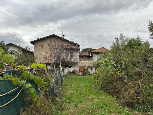 casa indipendente in vendita ad Olgiate Comasco