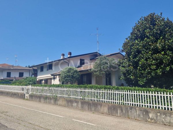 casa indipendente in vendita ad Olgiate Comasco