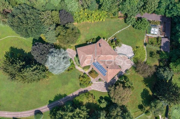 casa indipendente in vendita ad Olgiate Comasco